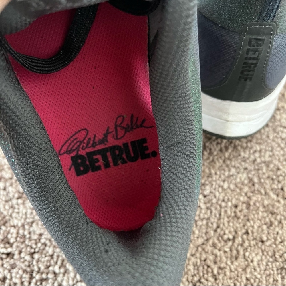 Nike Women's 6.5 Zoom Pegasus Turbo Be True Sneakers. - Picture 11 of 11